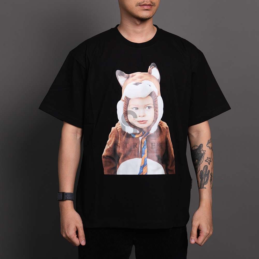 ADLV Tee Baby Face Fox Doll Black