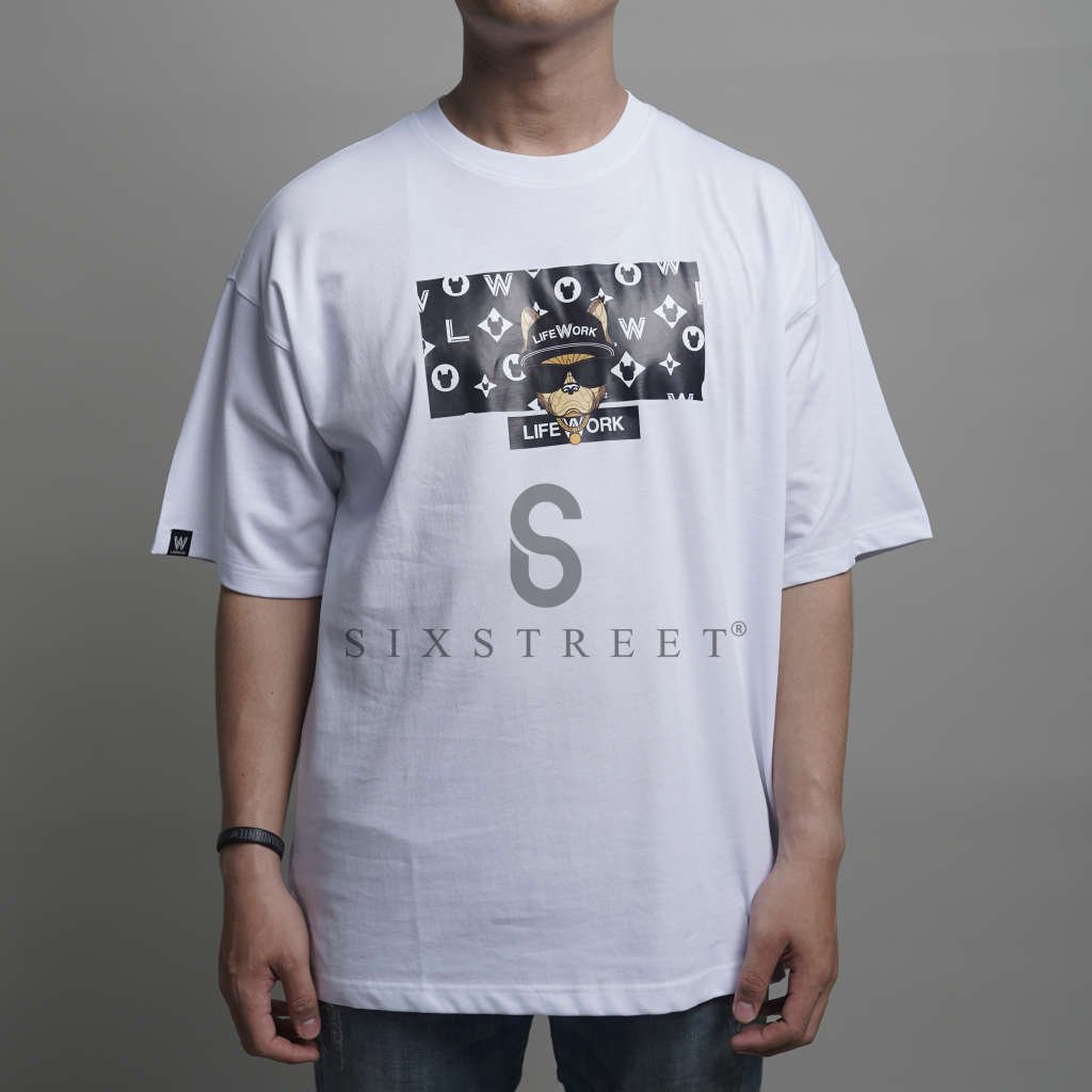 LIFEWORK Tee Middle Monogram Paparazzi Box White