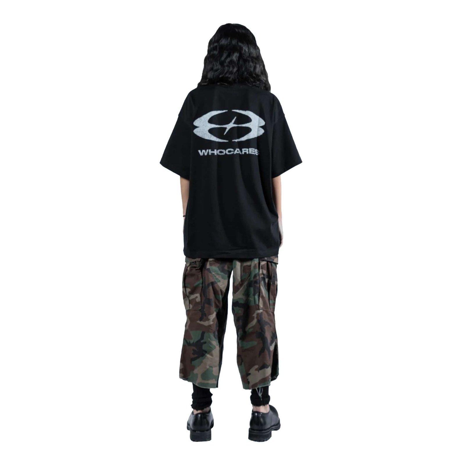 WHO CARES Tee Static Motion Black