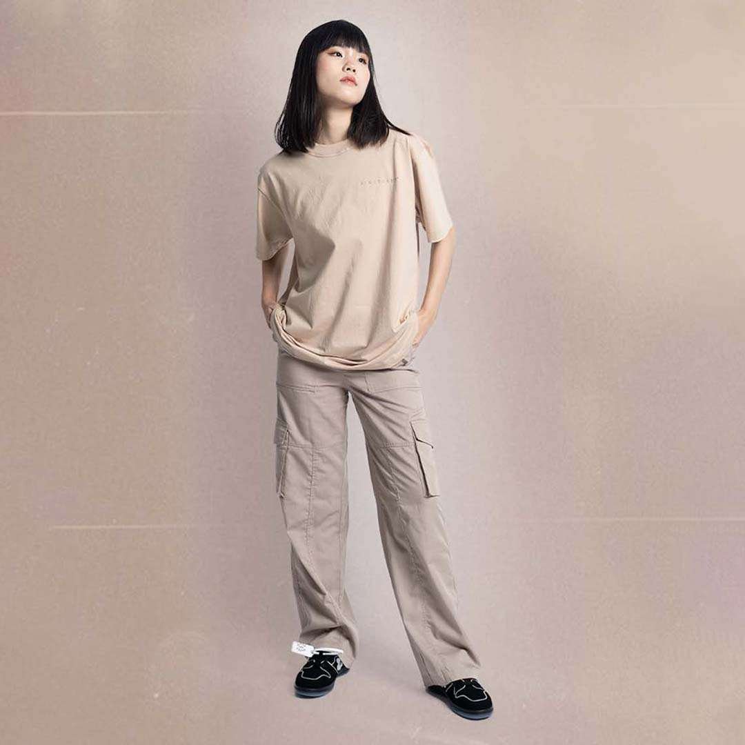 SIXSTREET Tee Classic Logo Biscotti