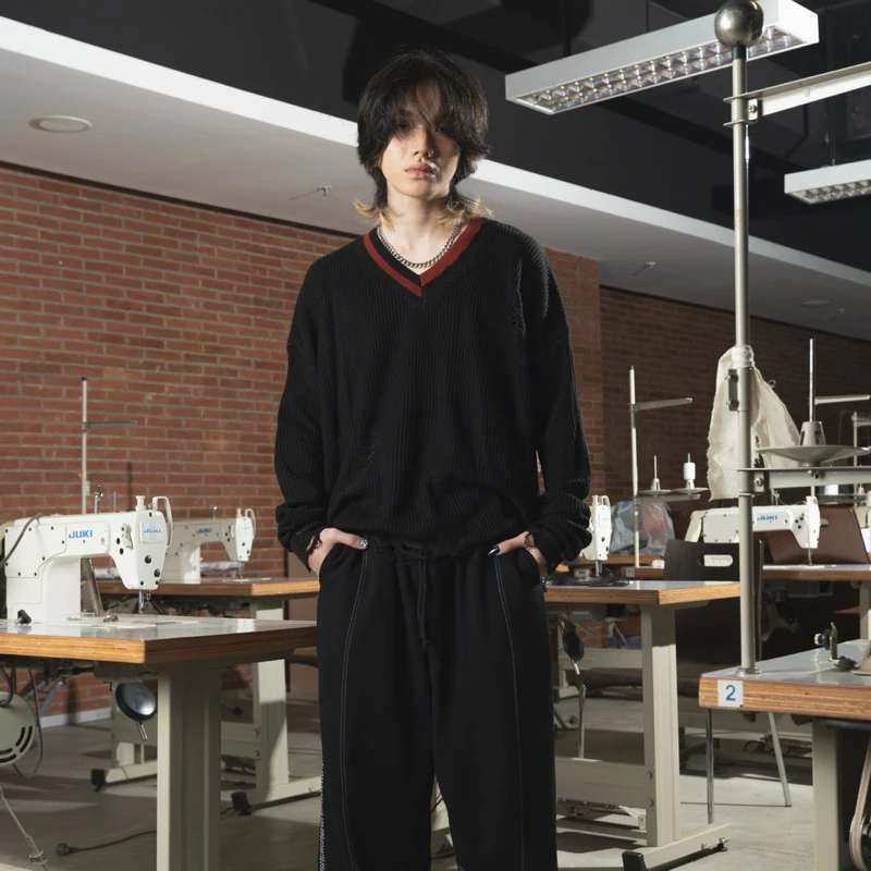 FAITH FADE Sweater Knit Damaged Black