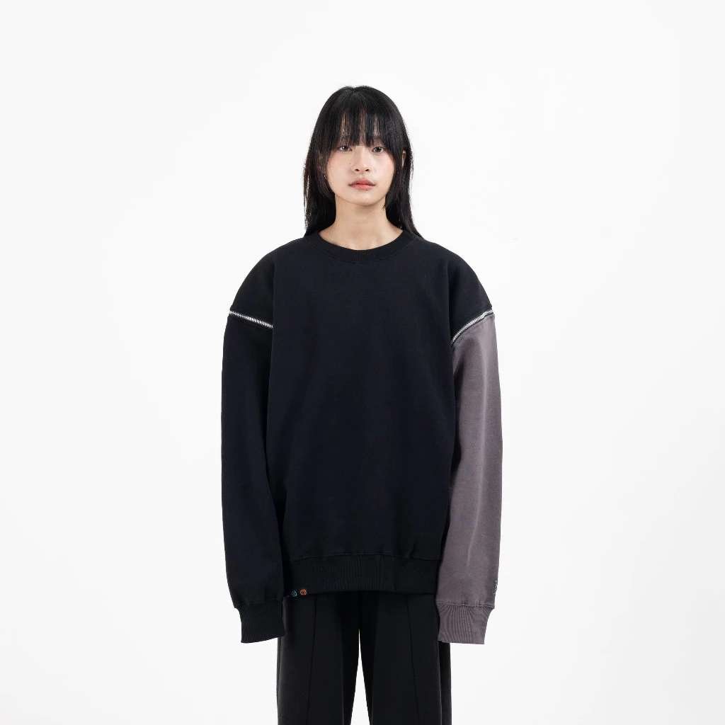 FAITH FADE Sweater Ghostey Detachable Sleeve Black