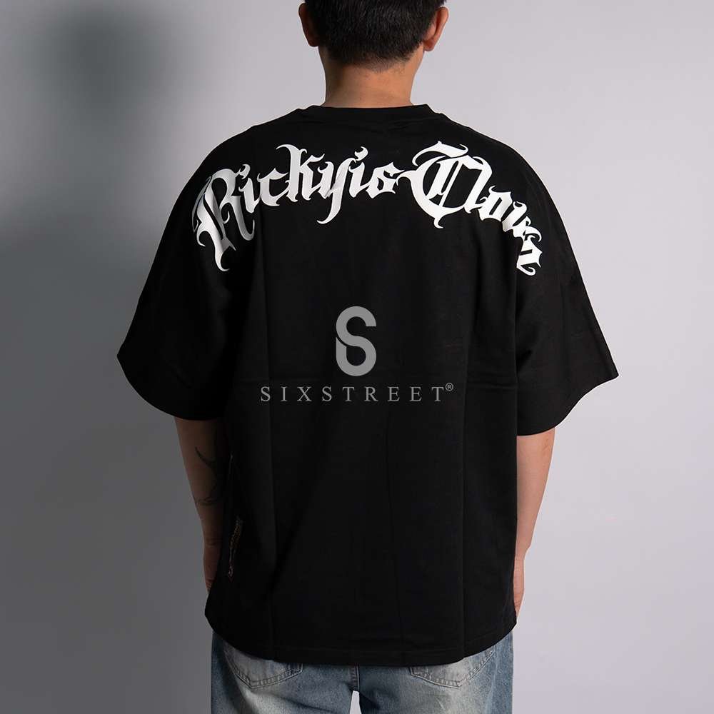RIC Tee Gothic Font Batwing Black