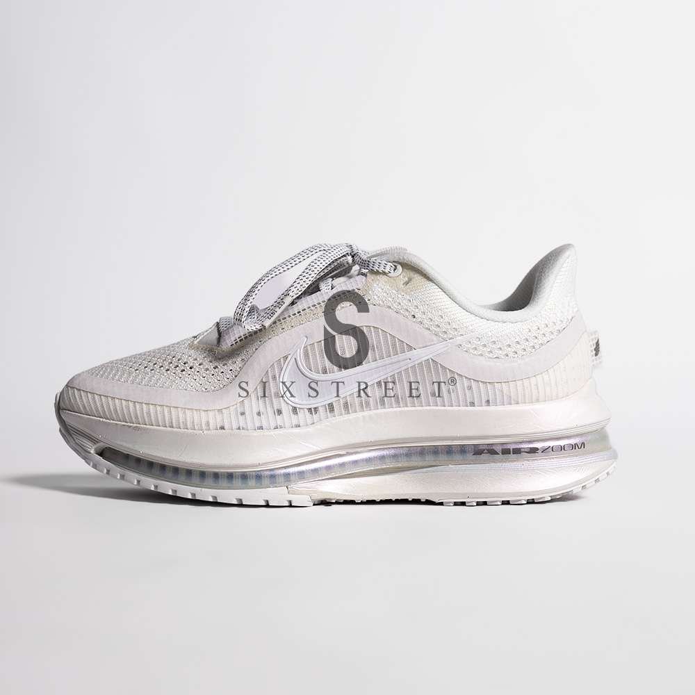 NIKE Air Zoom Pegasus Premium Summit White Iridescent W IO9918100